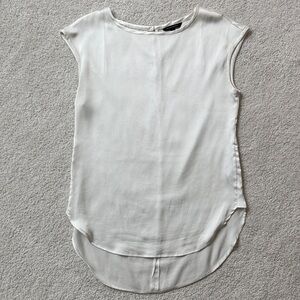 Banana Republic Cream Cap Sleeve Blouse